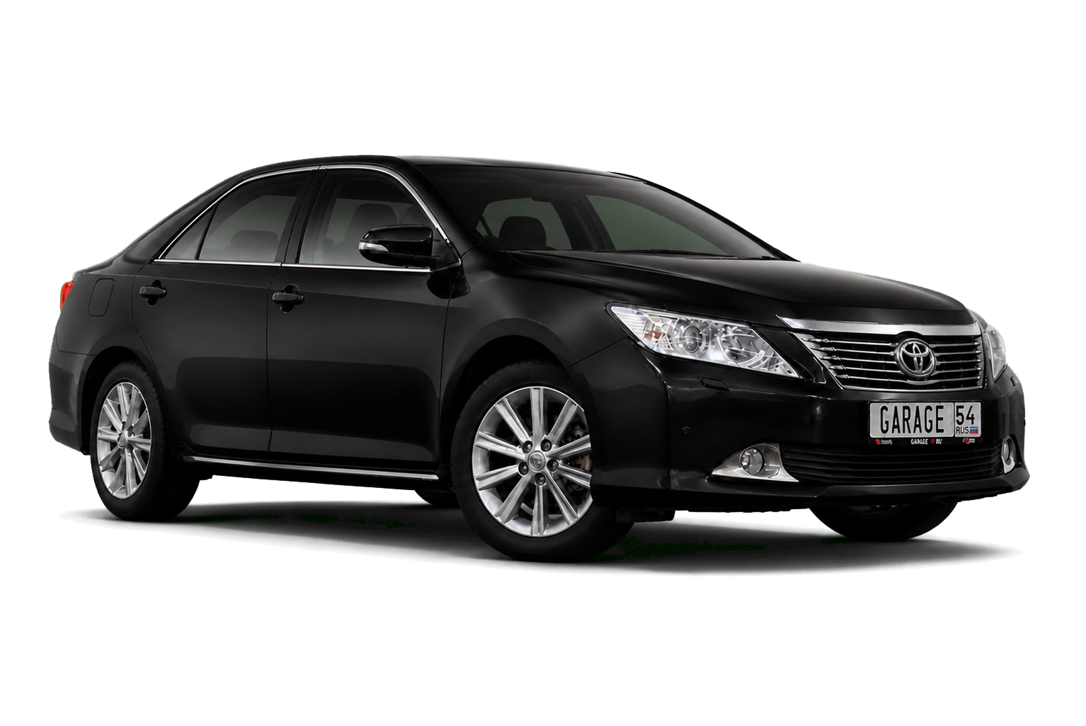 Чёрная Toyota Camry XV50 из текущей акции Garage 54